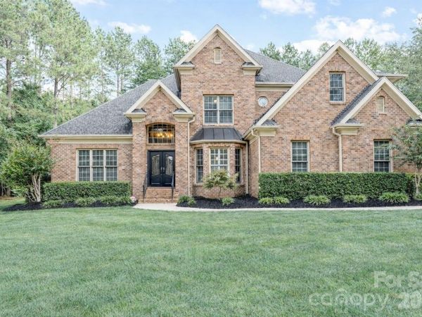 6938 Pebble Bay Drive, Denver, NC 28037