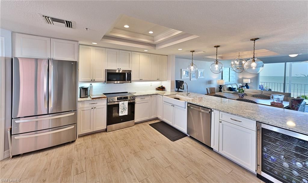 260 Barefoot Beach Blvd, Unit 604, Bonita Springs, FL 34134 Photo