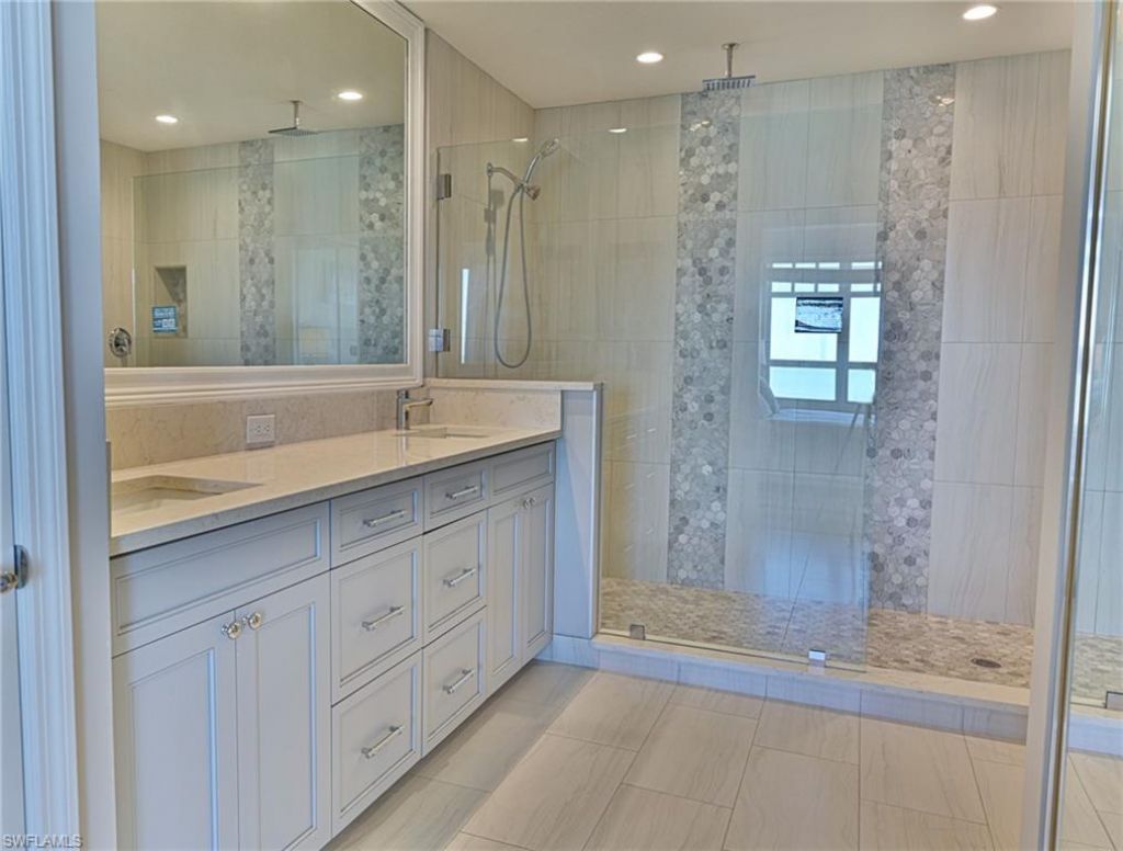 260 Barefoot Beach Blvd, Unit 604, Bonita Springs, FL 34134 Photo