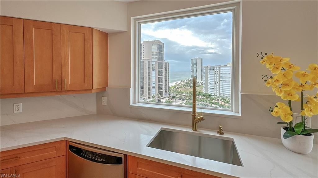 4251 Gulf Shore Blvd N, Unit 18A, Naples, FL 34103 Photo