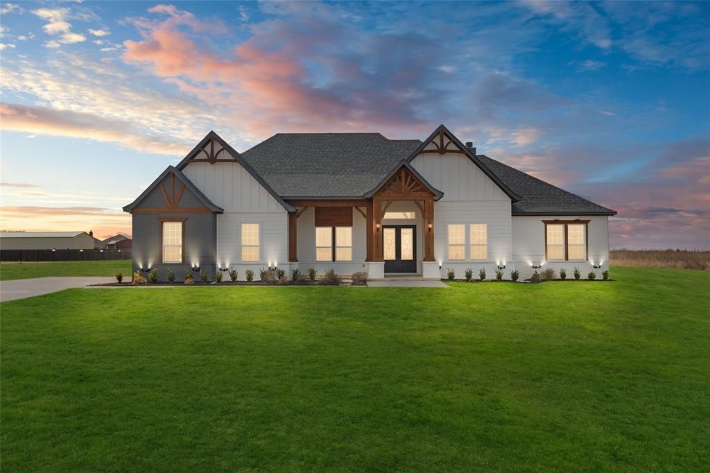 1744 Fm-387, Waxahachie, TX 75165 Main Photo