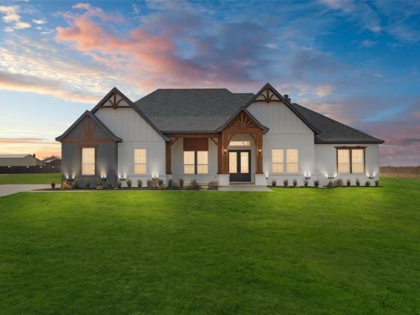 1744 FM-387, Waxahachie, TX 75165