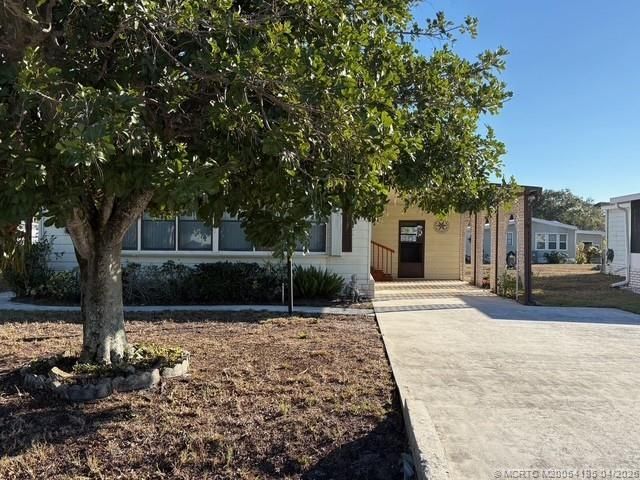 2592 SW Thunderbird Trail, Stuart, FL 34997 Photo