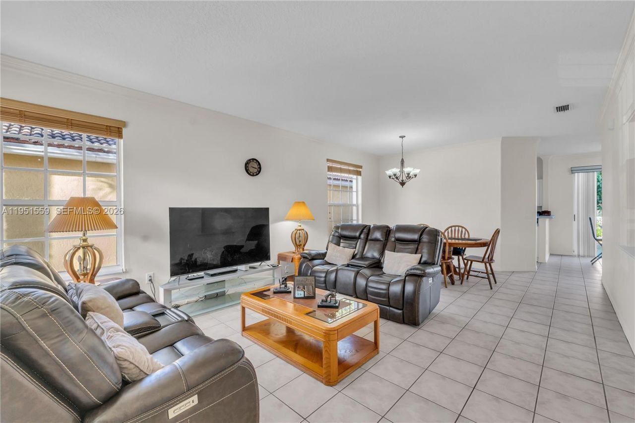 5323 NW 125th Ave, Coral Springs, FL 33076 Photo