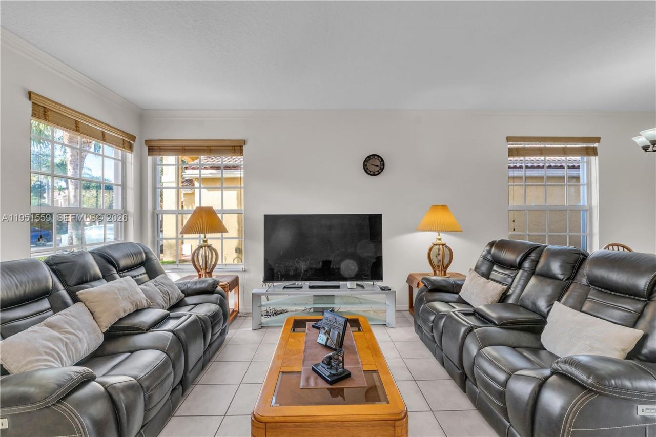 5323 NW 125th Ave, Coral Springs, FL 33076 Photo