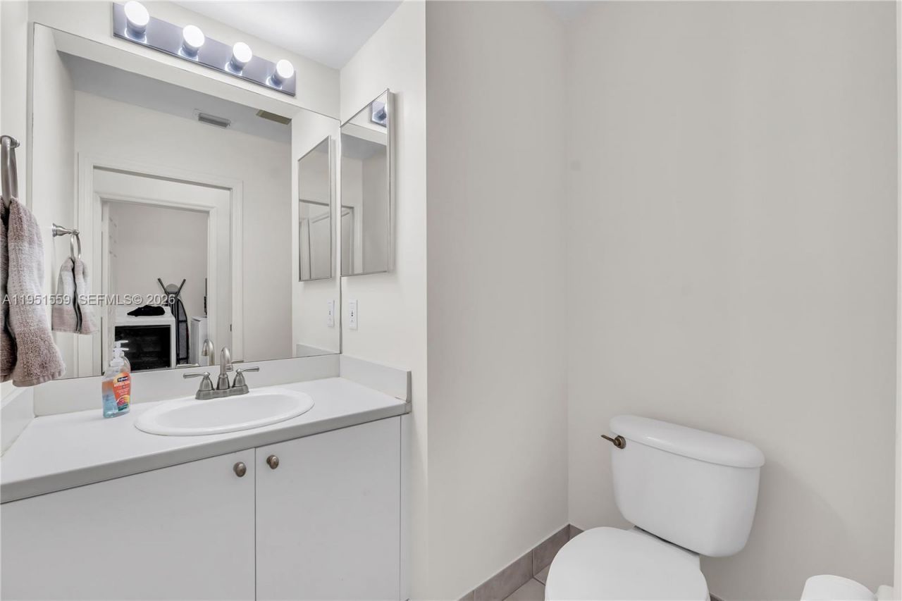 5323 NW 125th Ave, Coral Springs, FL 33076 Photo