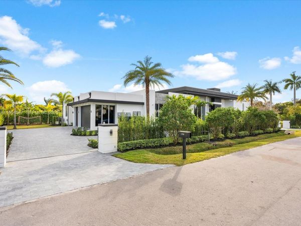 11780 NW 15th St, Plantation, FL 33323