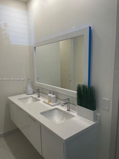 6484 NW 103rd Place, Unit 6484, Doral, FL 33178 Photo