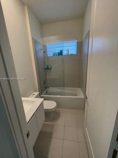 6484 NW 103rd Place, Unit 6484, Doral, FL 33178 Photo