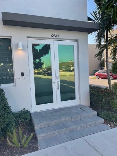 6484 NW 103rd Place, Unit 6484, Doral, FL 33178 Photo