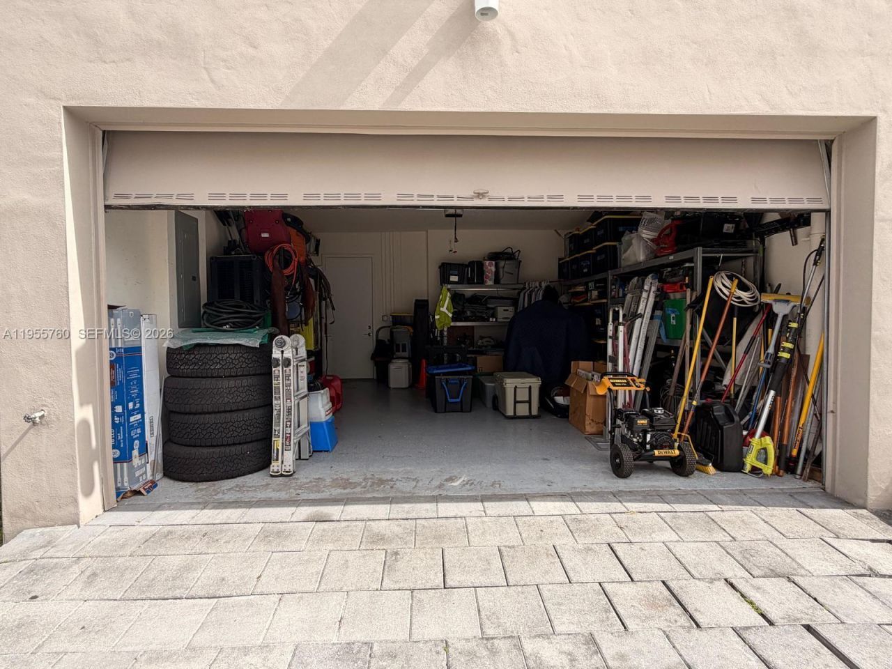 6484 NW 103rd Place, Unit 6484, Doral, FL 33178 Photo