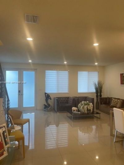 6484 NW 103rd Place, Unit 6484, Doral, FL 33178 Photo