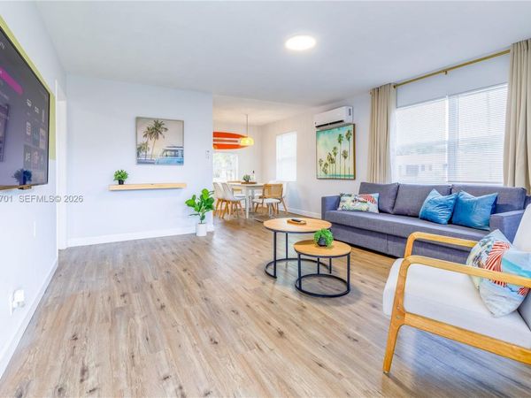 2748 NE 32nd St , Unit 1-7, Fort Lauderdale, FL 33306