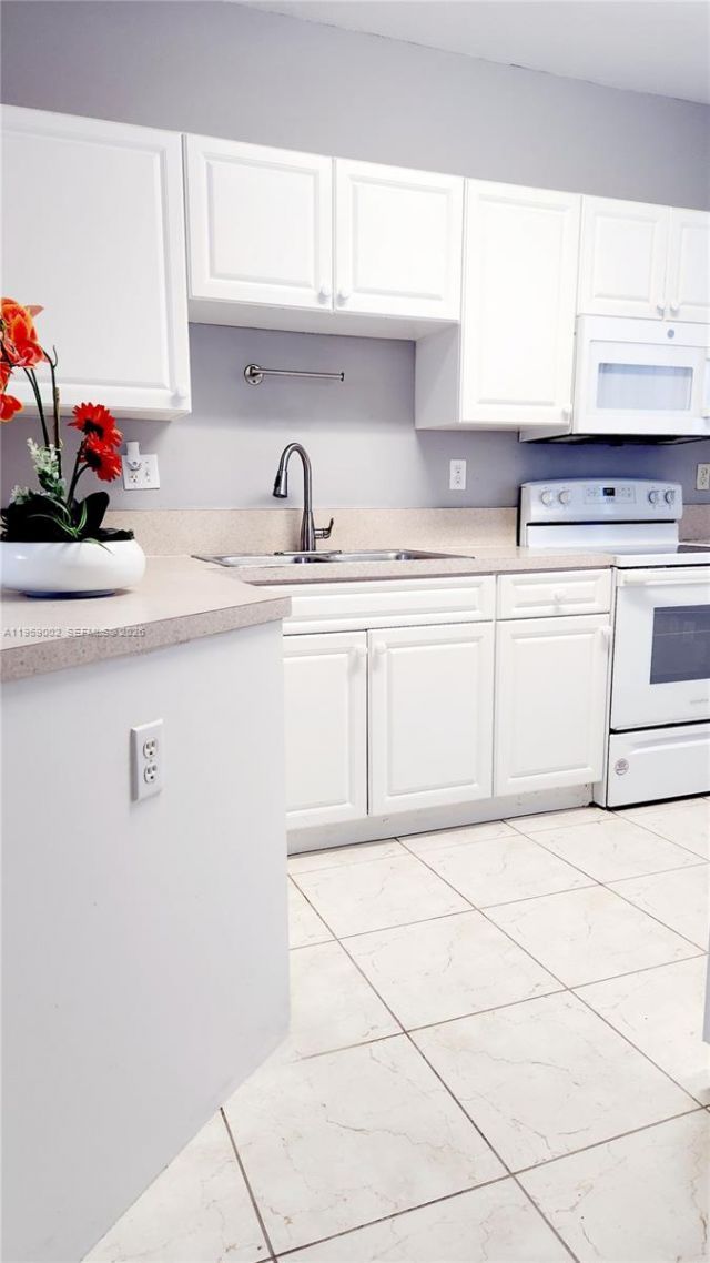 741 SE 2nd St, Unit 741, Homestead, FL 33030 Photo