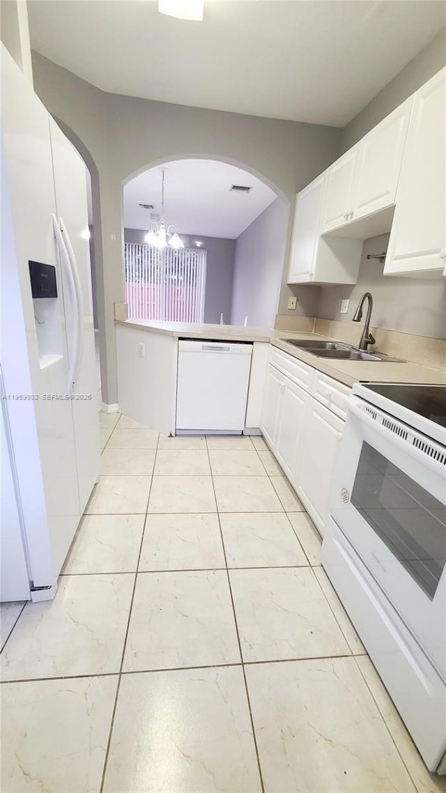 741 SE 2nd St, Unit 741, Homestead, FL 33030 Photo