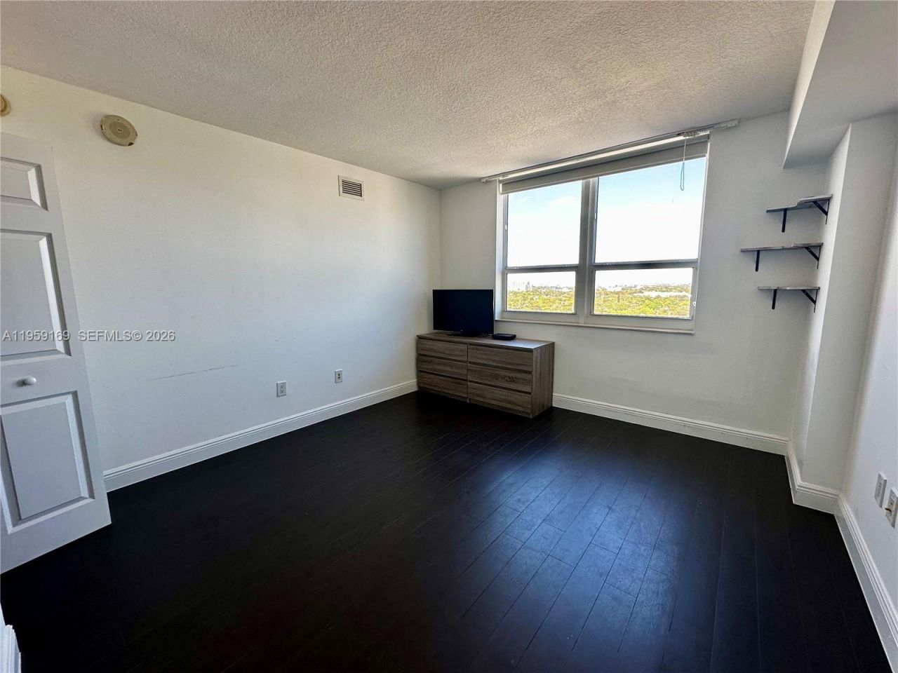 3232 SW 22nd Ter, Unit 1604, Miami, FL 33145 Photo