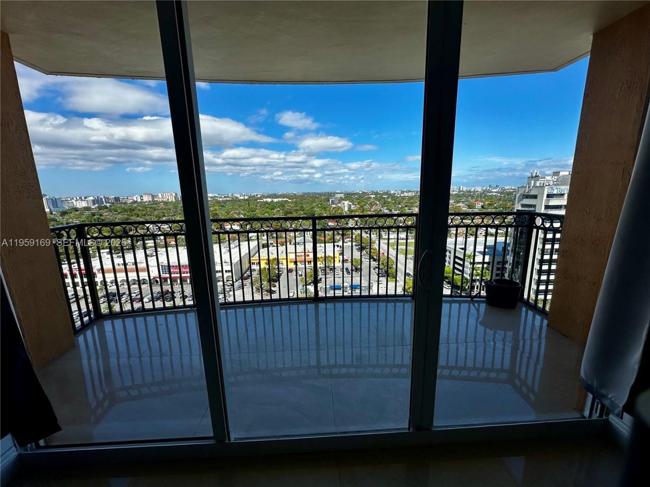 3232 SW 22nd Ter, Unit 1604, Miami, FL 33145 Photo