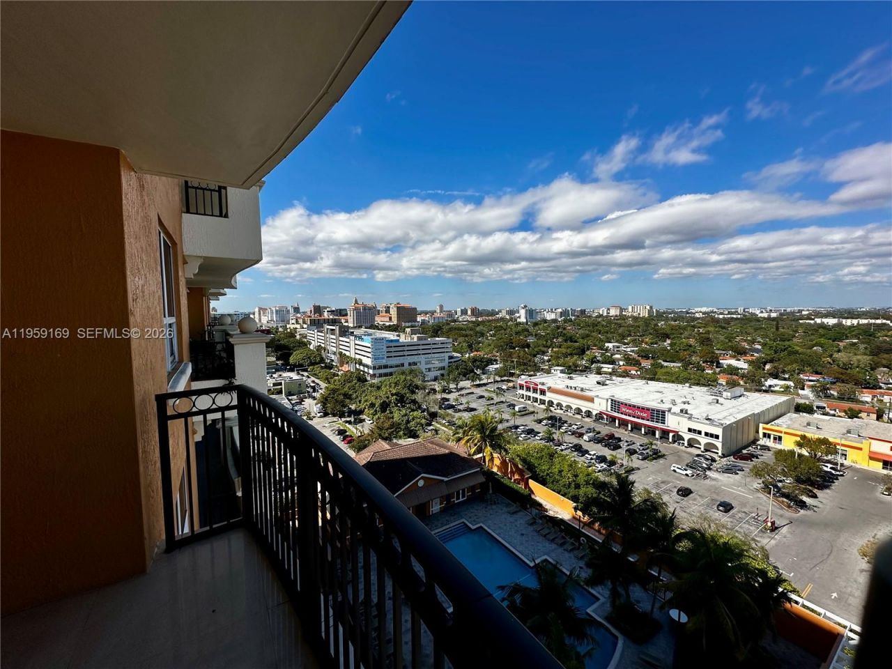 3232 SW 22nd Ter, Unit 1604, Miami, FL 33145 Photo