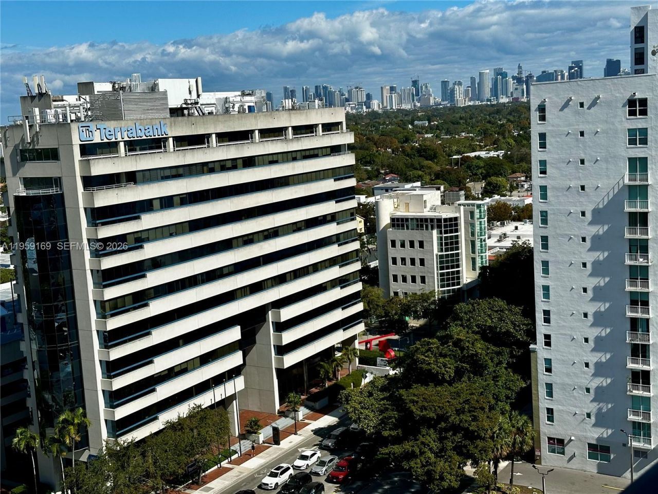 3232 SW 22nd Ter, Unit 1604, Miami, FL 33145 Photo