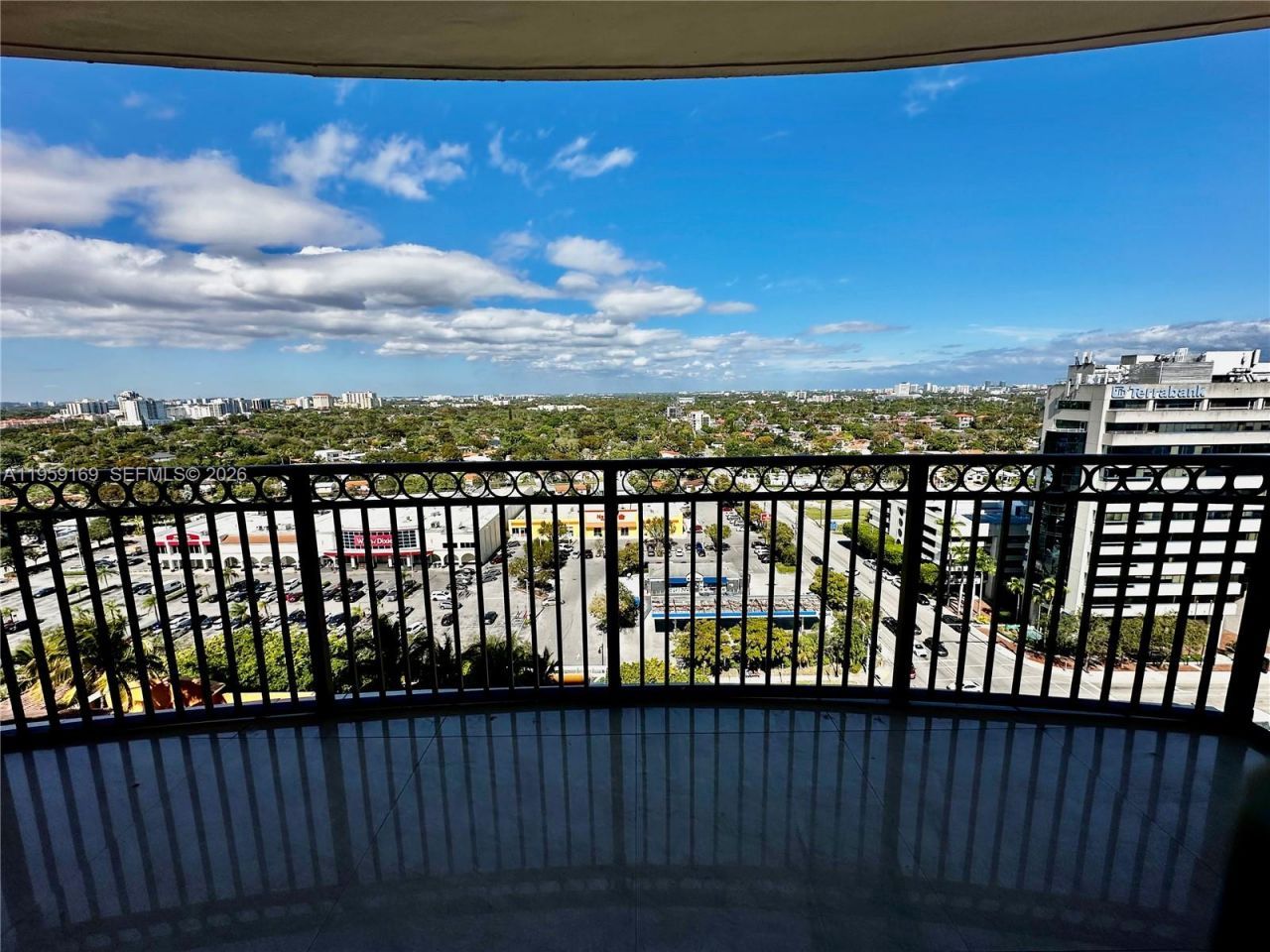 3232 SW 22nd Ter, Unit 1604, Miami, FL 33145 Photo