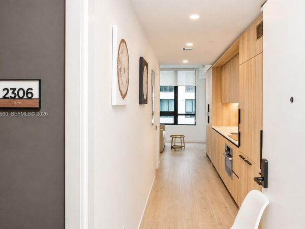 225 N Miami Ave, Unit 2306, Miami, FL 33128