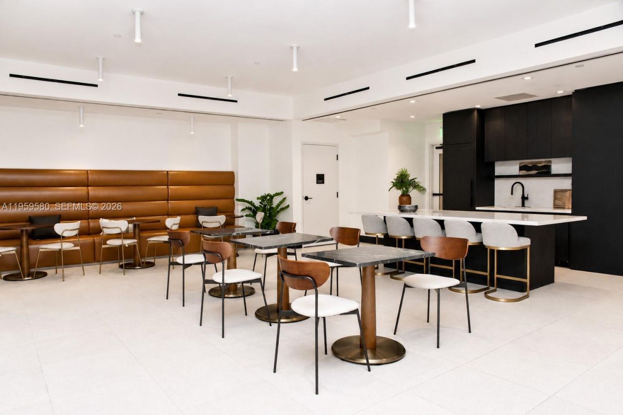 225 N Miami Ave, Unit 2306, Miami, FL 33128 Photo