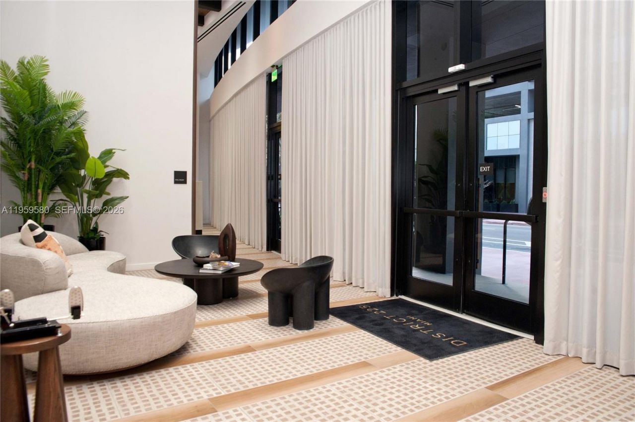 225 N Miami Ave, Unit 2306, Miami, FL 33128 Photo