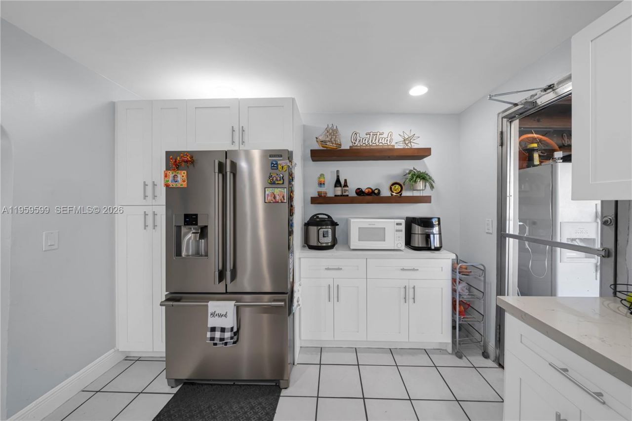 11021 SW 4th St , Sweetwater, FL 33174 Photo