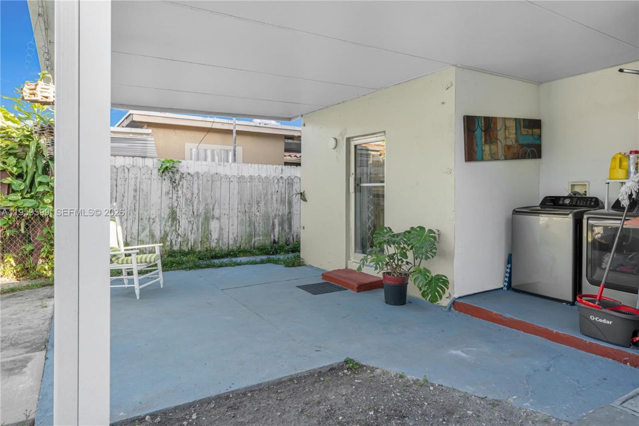 11021 SW 4th St , Sweetwater, FL 33174 Photo