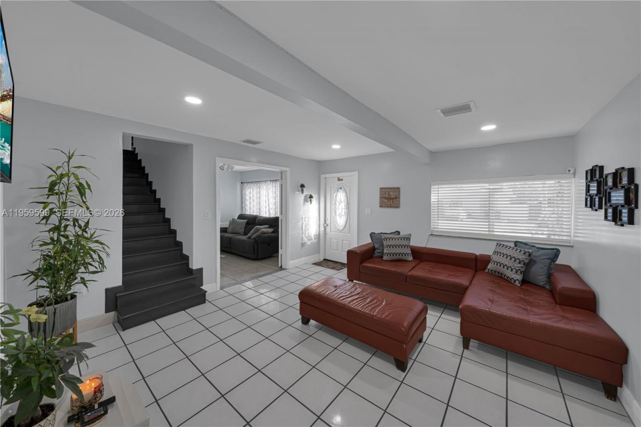 11021 SW 4th St , Sweetwater, FL 33174 Photo