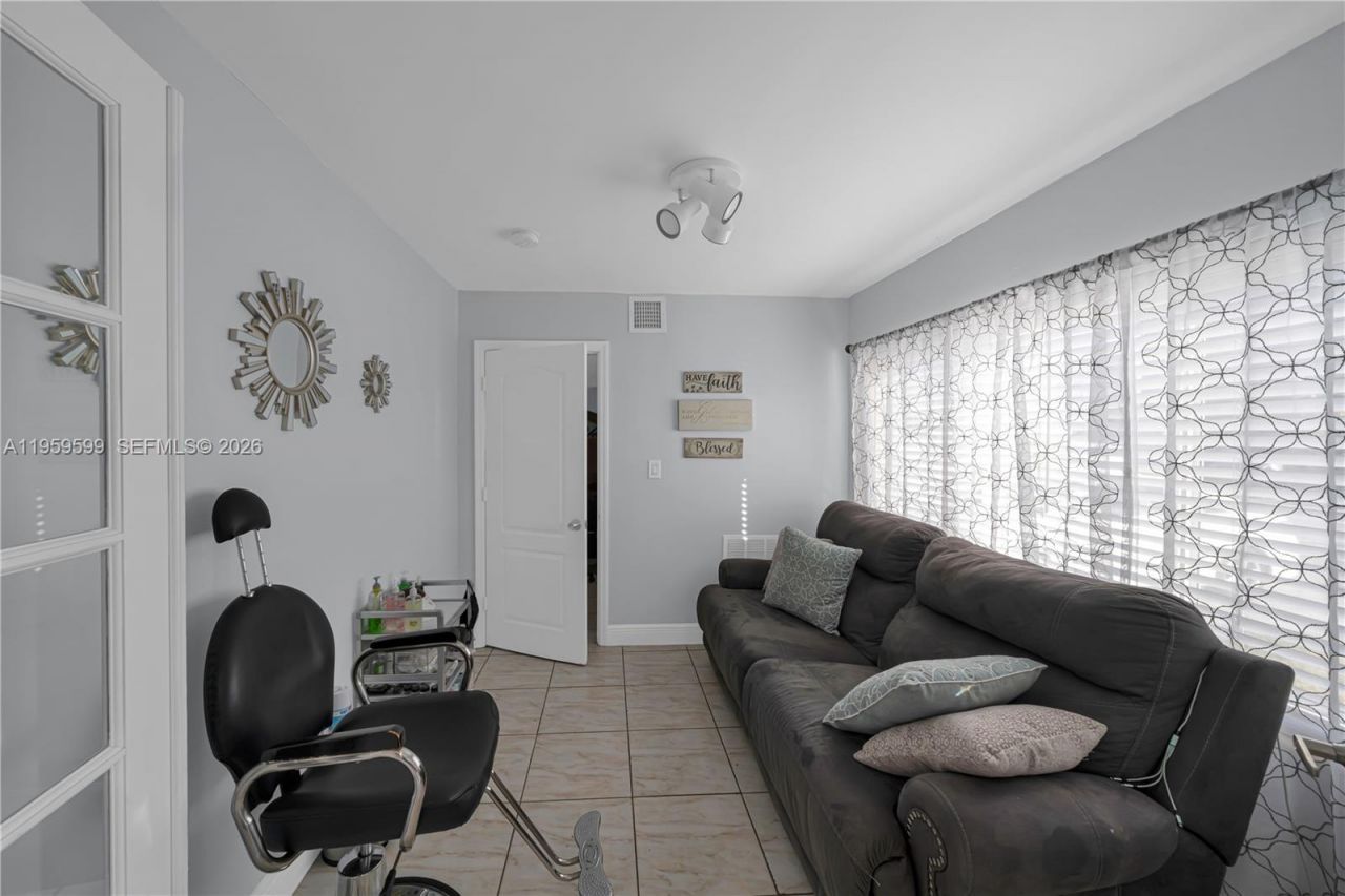 11021 SW 4th St , Sweetwater, FL 33174 Photo