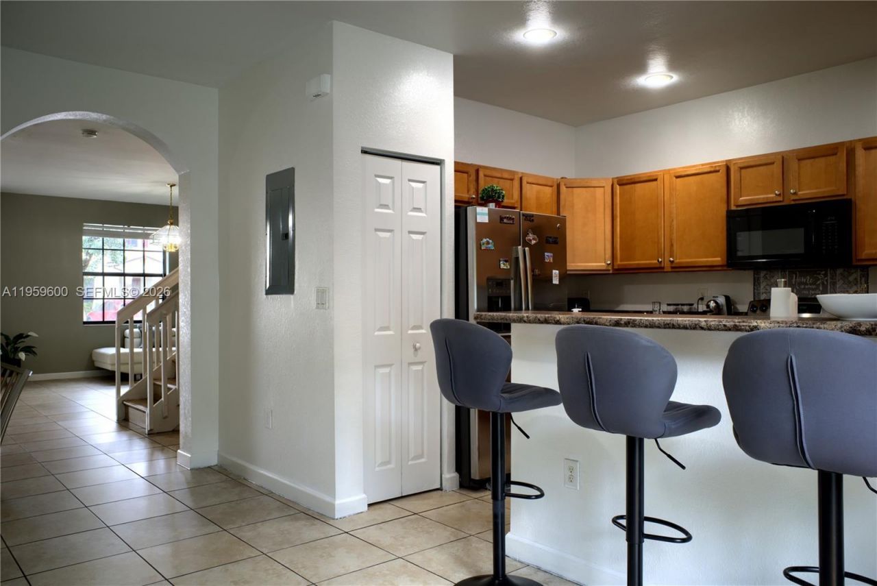 8915 W 35th Ave, Hialeah, FL 33018 Photo