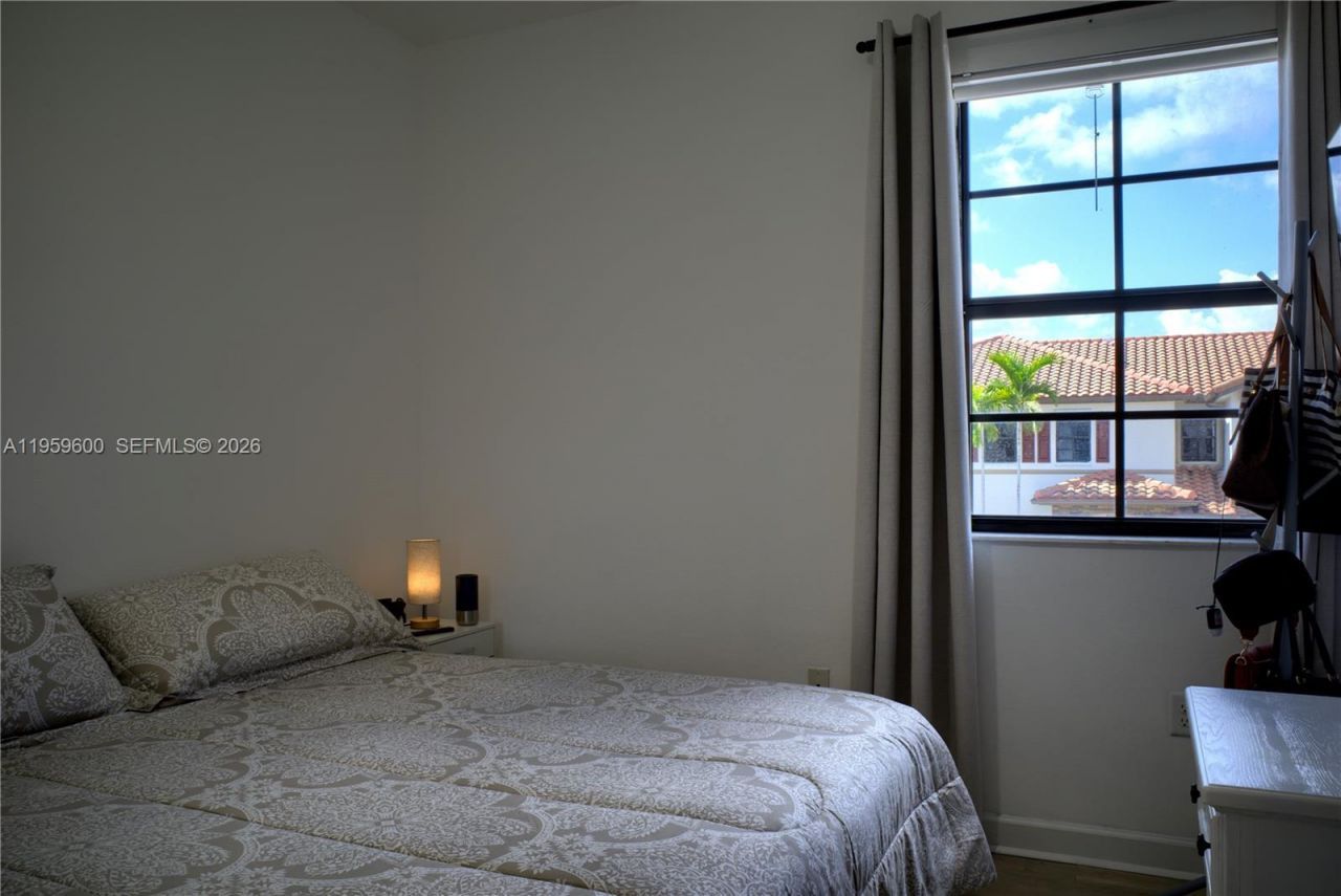 8915 W 35th Ave, Hialeah, FL 33018 Photo