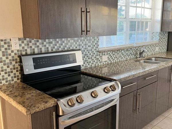 3721 SW 62nd Ave, Unit B, Miramar, FL 33023