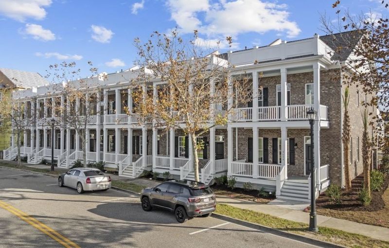 976 Farrow Pkwy. Photo 40