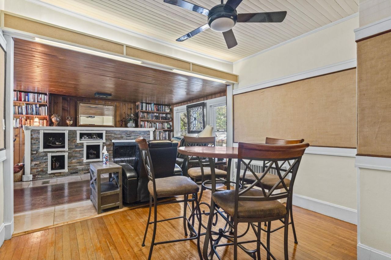 1006 10th Ave. Photo 18