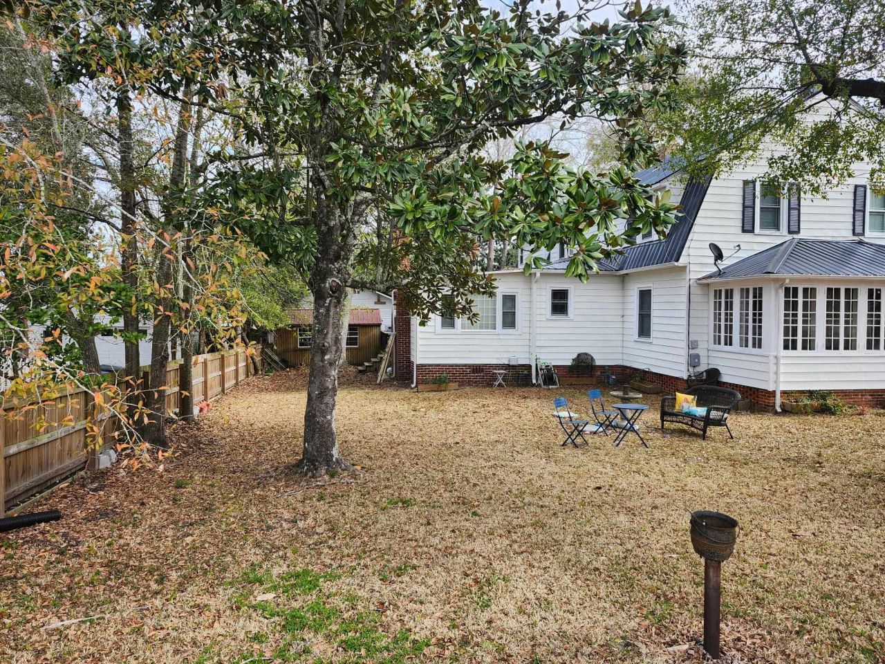 1006 10th Ave. Photo 37