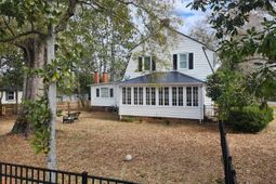 1006 10th Ave. photo 4