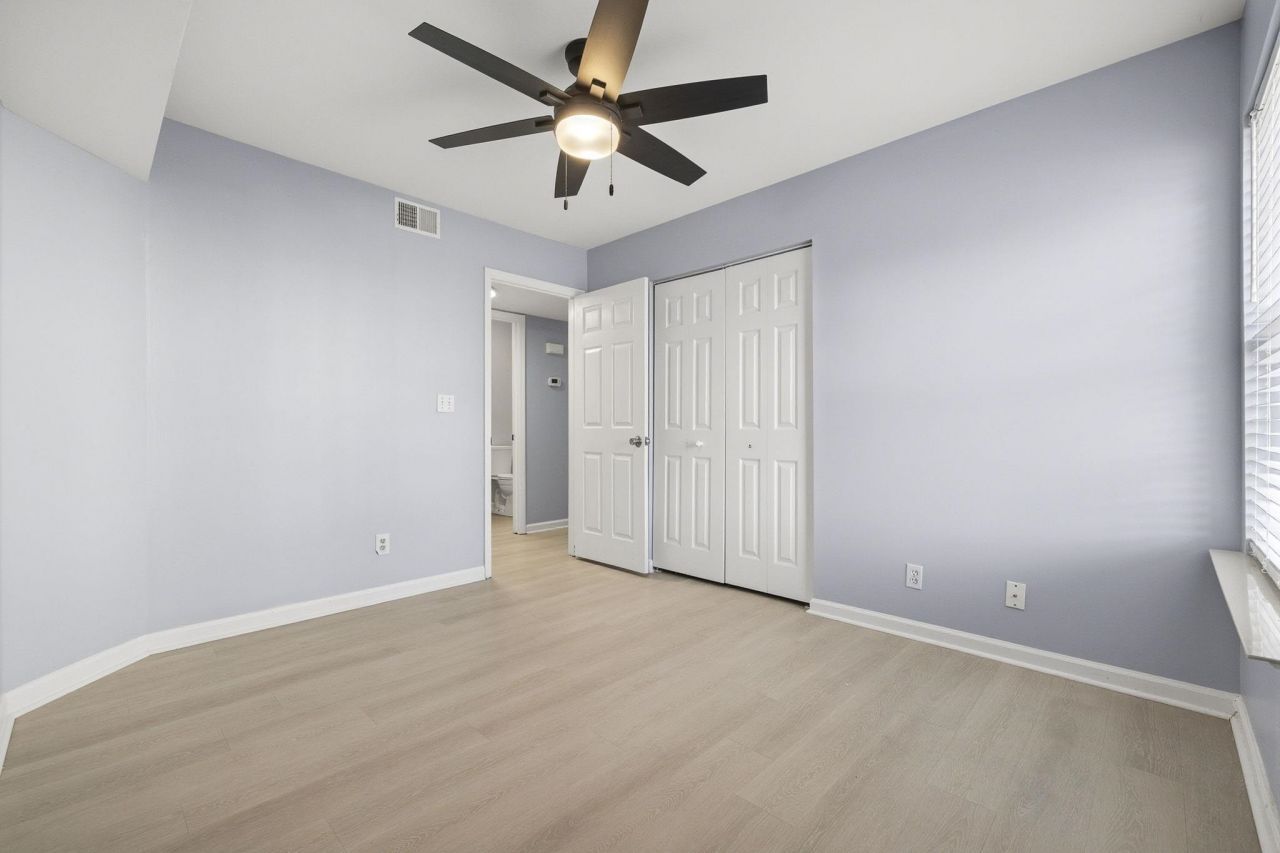 2226 Clearwater Dr. Photo 22