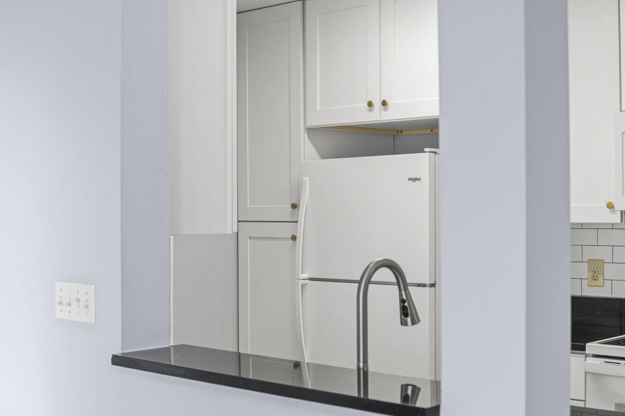 2226 Clearwater Dr. Photo 9