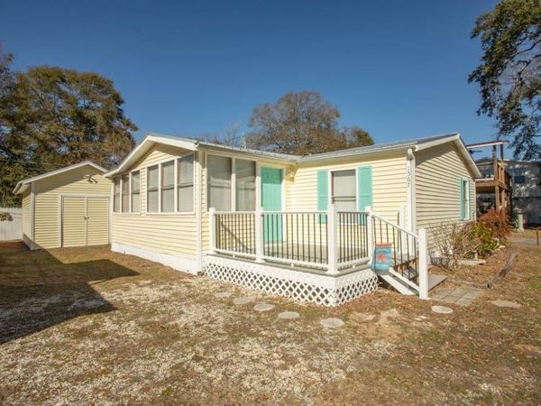 1567 Park Ln., Murrells Inlet, SC 29576