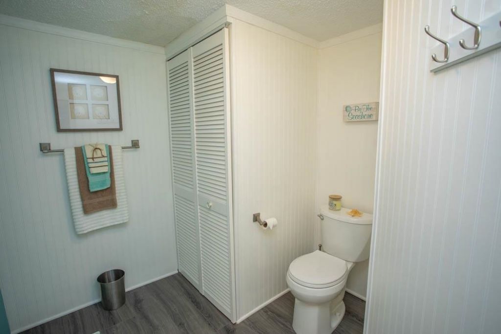 1567 Park Ln. Photo 22