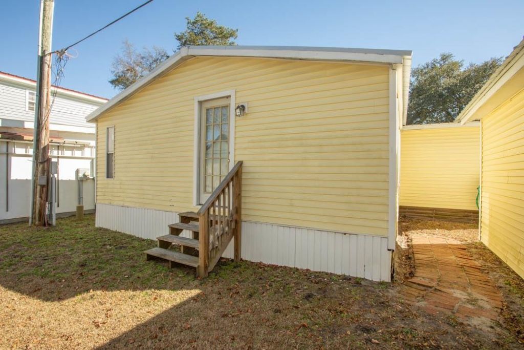 1567 Park Ln. Photo 36