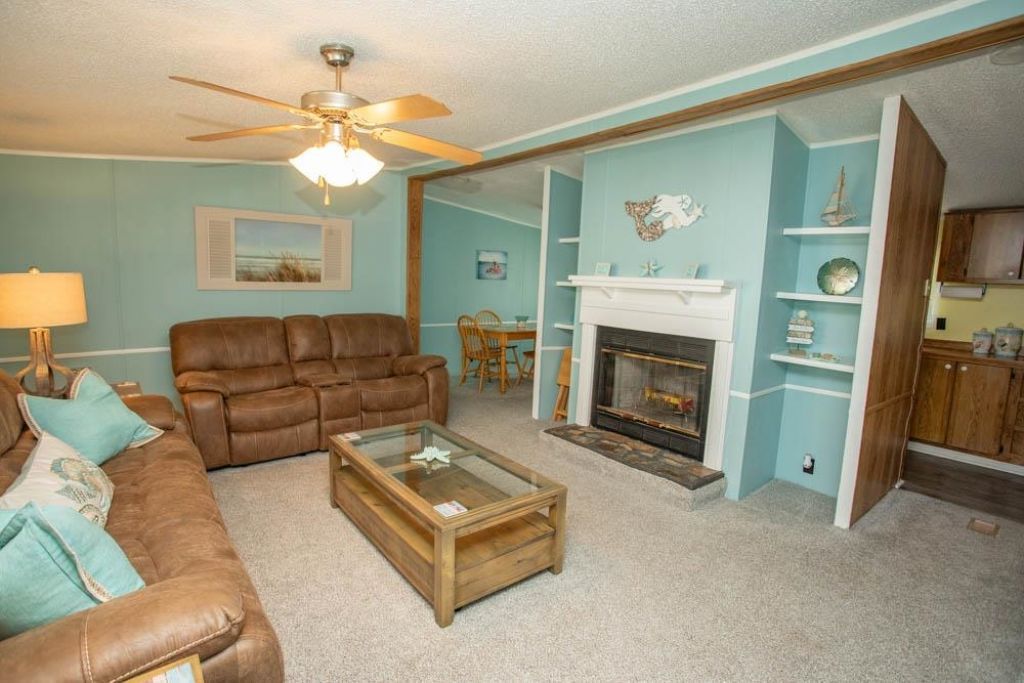 1567 Park Ln. Photo 5