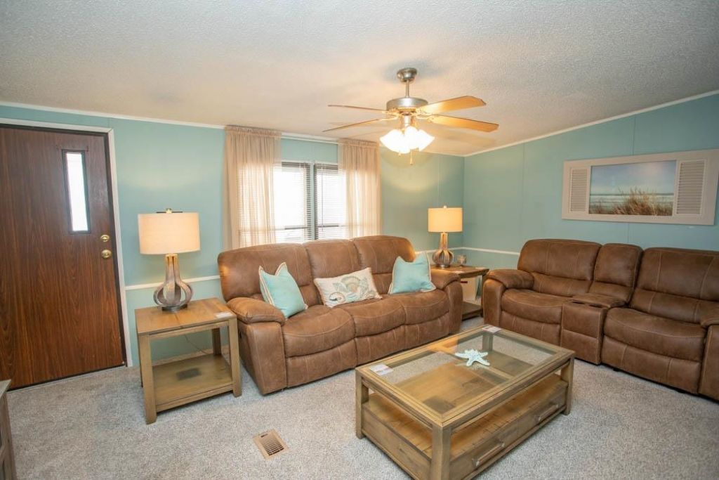 1567 Park Ln. Photo 7