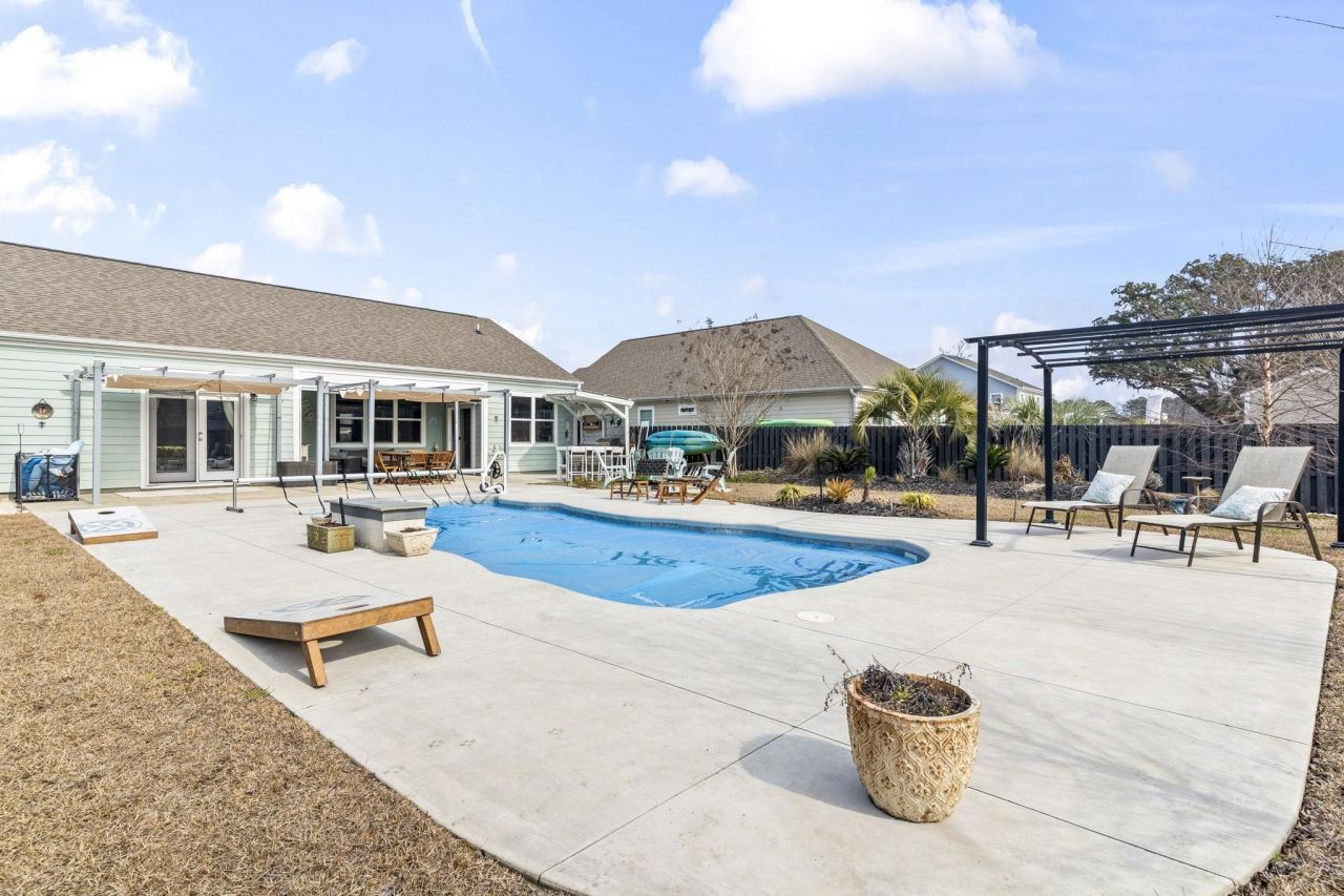 369 Castaway Key Dr. Photo 12