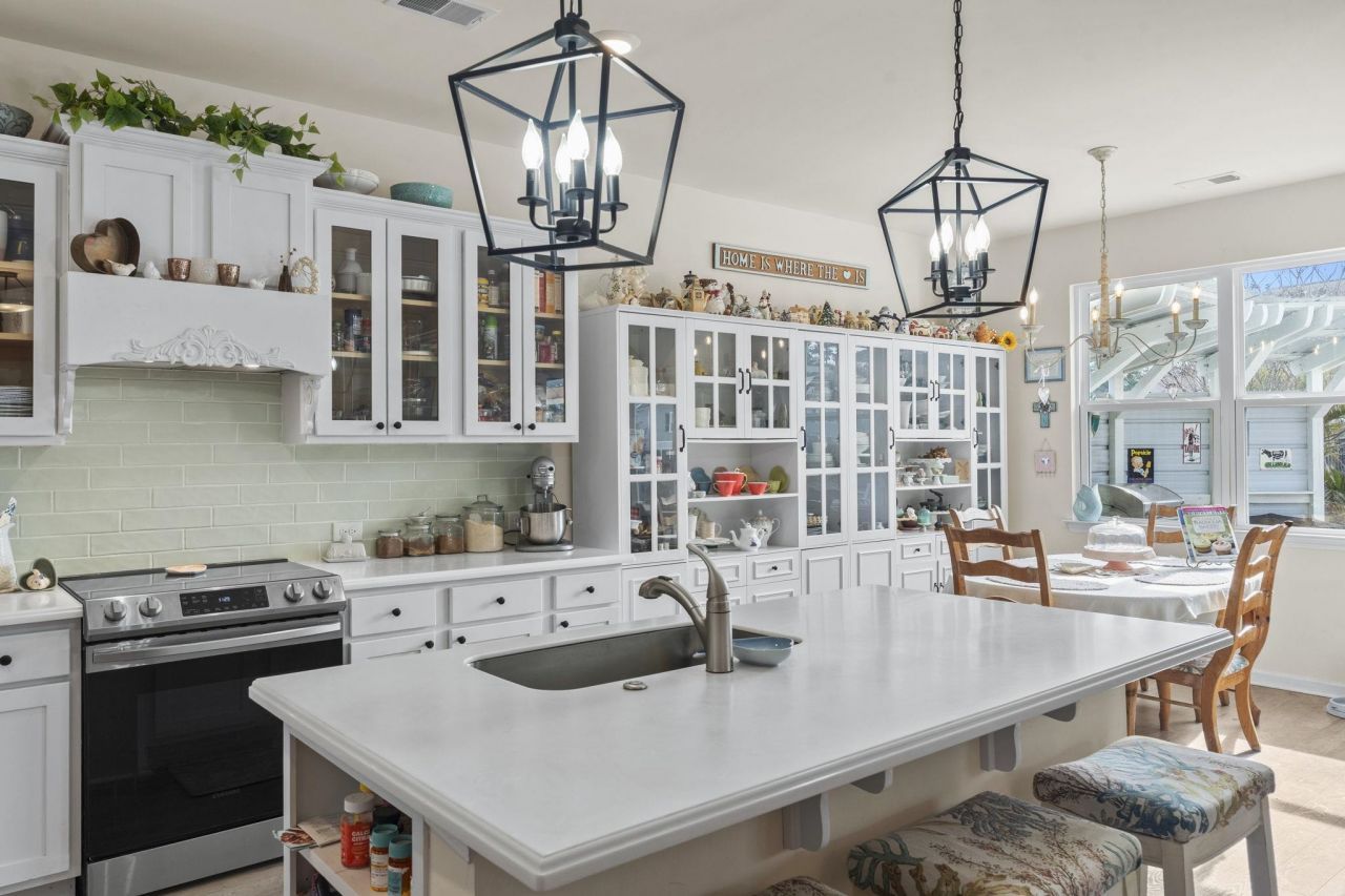 369 Castaway Key Dr. Photo 16