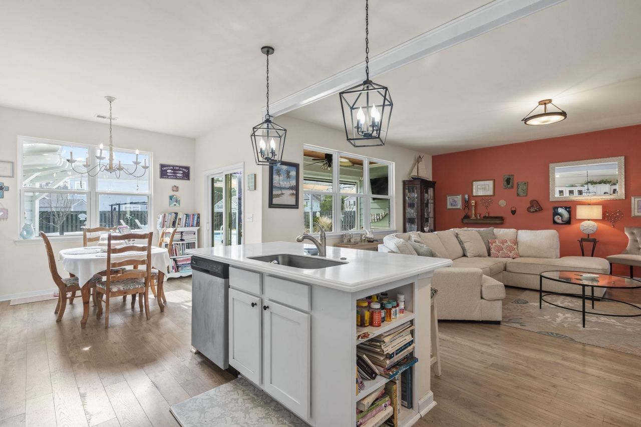 369 Castaway Key Dr. Photo 22