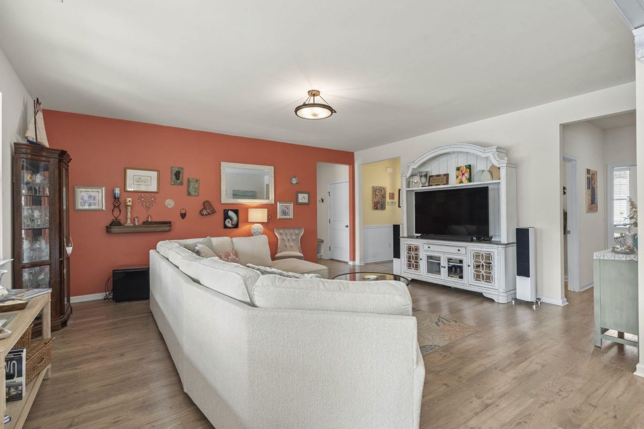 369 Castaway Key Dr. Photo 24