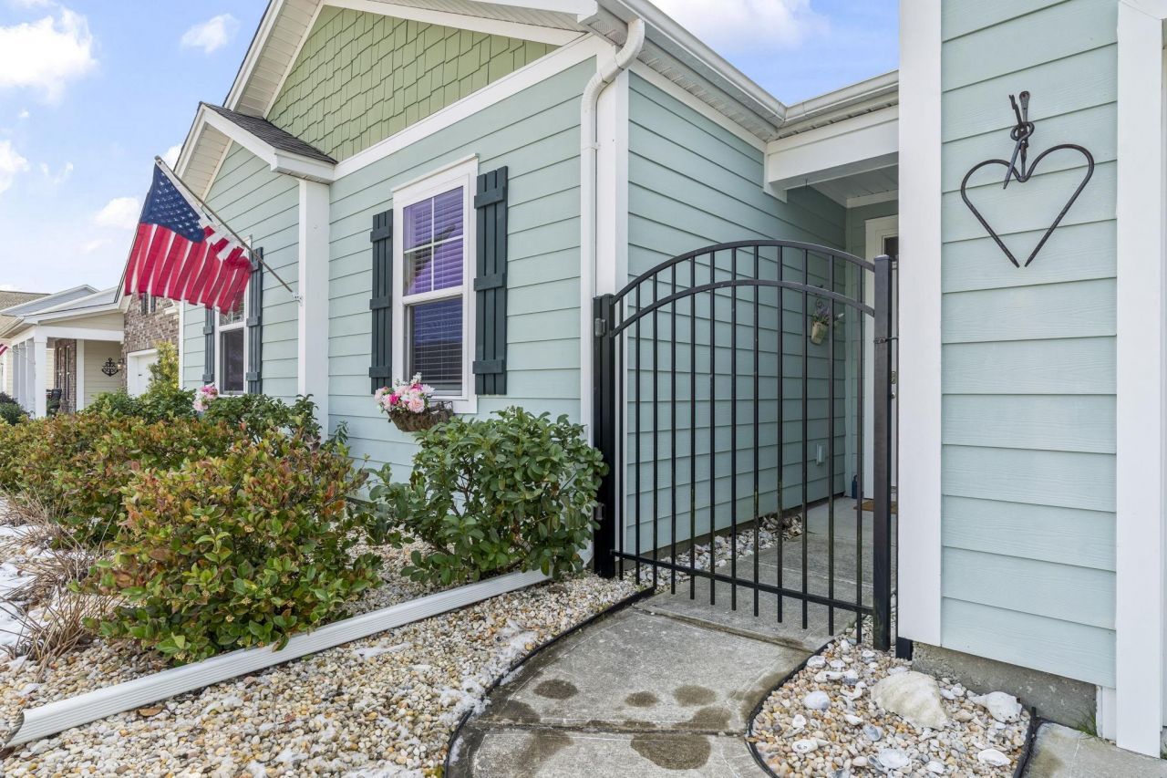 369 Castaway Key Dr. Photo 4